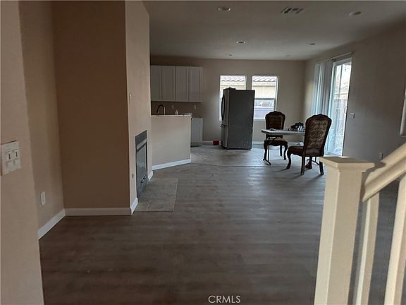 5th image of 1060 Saltbush Ln