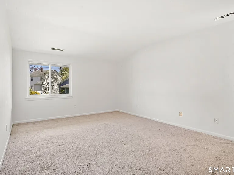 106 Southport Woods Dr #106 — Photo 9