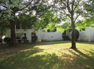 995 Banks Rd, Roanoke, AL 36274