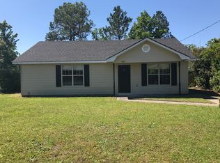 627 Honey Creek Ln, Hinesville, GA 31313