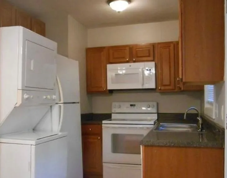 206 Emerald Park Ct — Photo 6