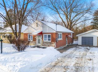 735 Srigley St, Newmarket, ON L3Y1X6