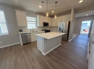 15035 Askeaton Pl, Rosemount, MN 55068