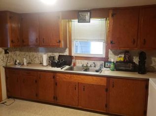 63 Wachusett St, Fitchburg, MA 01420