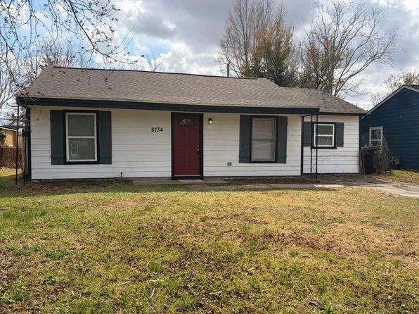 8734 Josie St, Houston, TX 77029