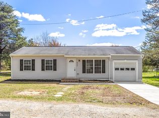 9005 Smiths Bend Rd, Fredericksburg, VA 22407