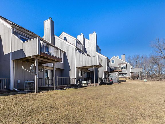 2nd image of 144 Plum Cove Dr