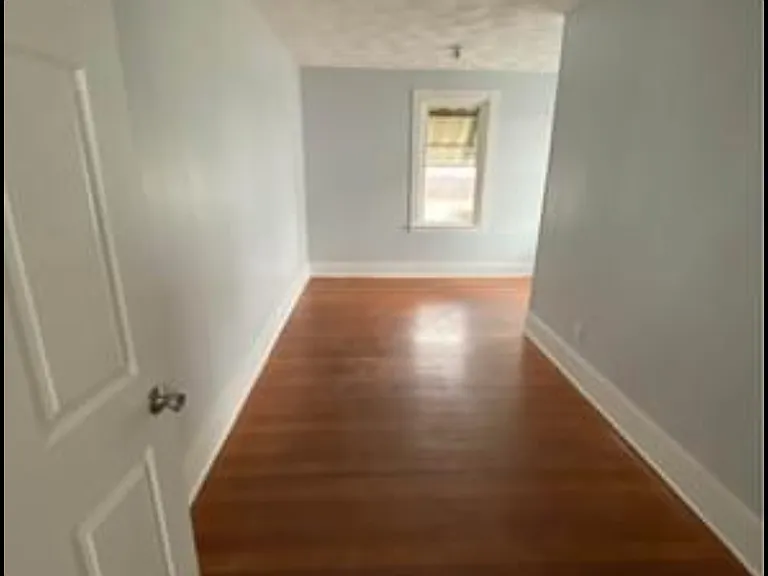 759 Oakland Beach Ave #1 — Photo 5