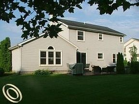 3rd image of 8033 Hillside Lakes Dr