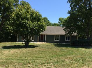18235 Stubbs Station Rd, Camden Point, MO 64018