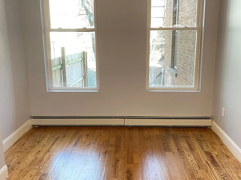 10 Farrington St. — Photo 4