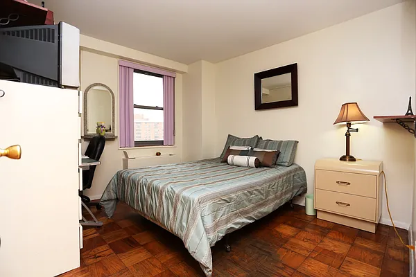 Sold by Keller Williams Realty Landmark II | media 13