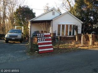 18602 Triangle St, Triangle, VA 22172