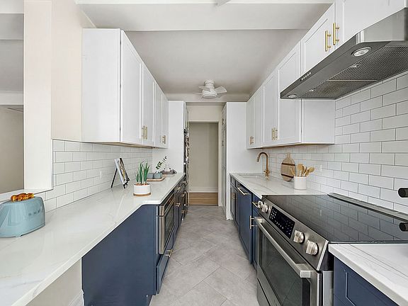 5th image of 28 E 10th St APT 10K