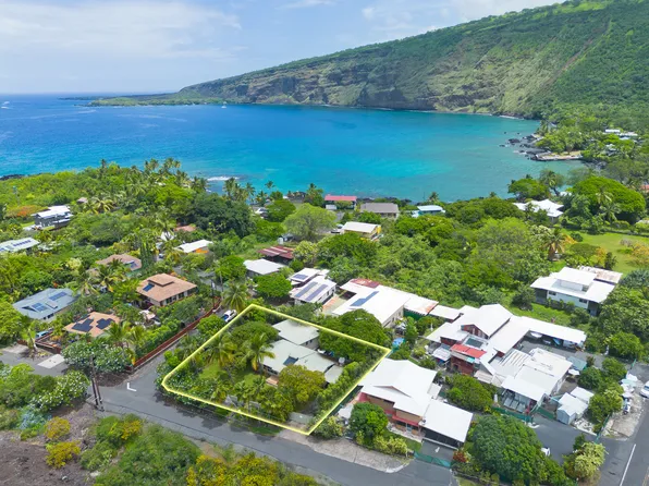82-6274 Kahauloa Rd, Captain Cook, HI 96704