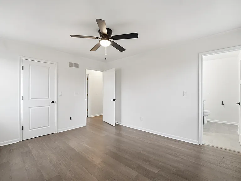 18377 Pleasant View Dr — Photo 11