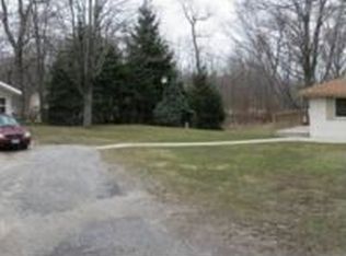 48400 N Ridge Rd, Amherst, OH 44001