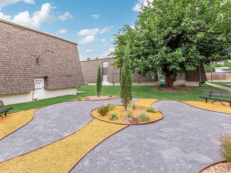 5107 N Hammond Ave — Photo 13