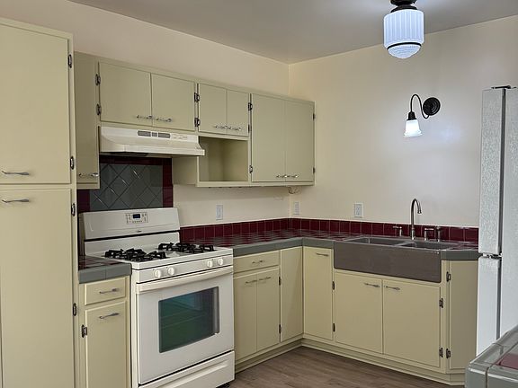 3rd image of 310 Ximeno Ave Unit A