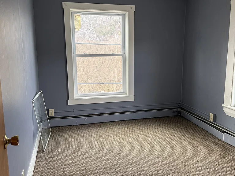 307 High St — Photo 2
