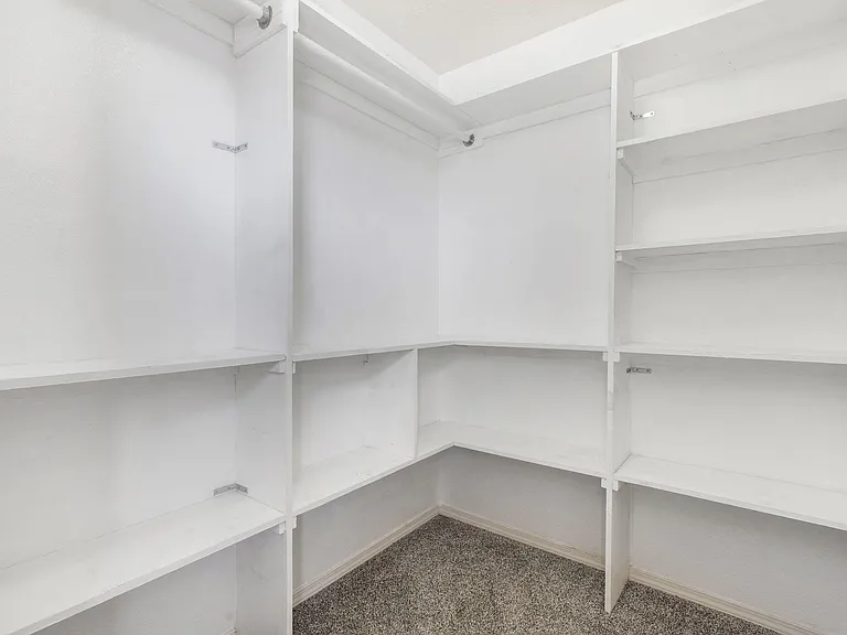 1740 Black Gold St SE — Photo 34
