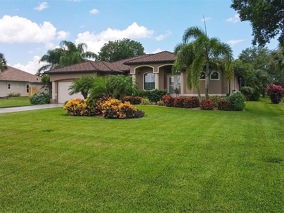 2nd image of 200 Rotonda Blvd E