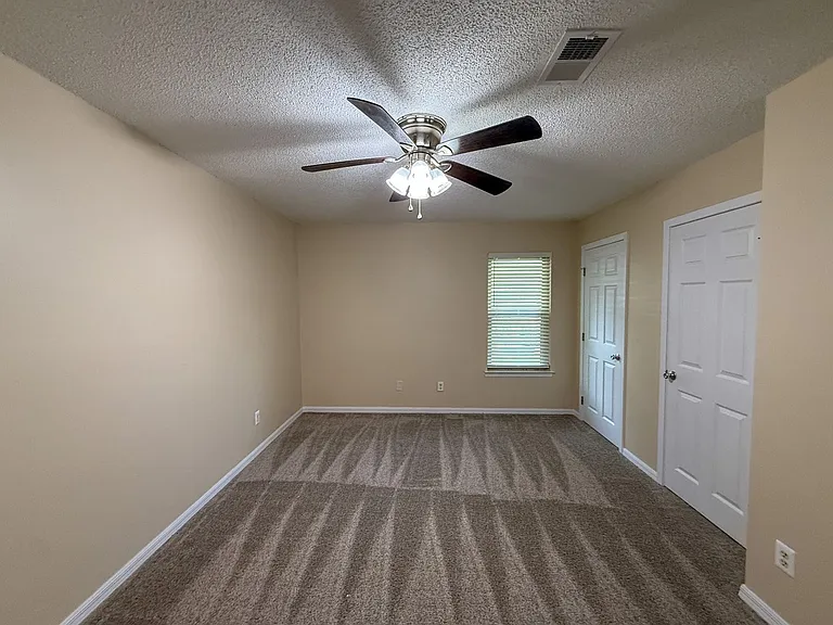 7724 Rustling Pines Dr — Photo 6
