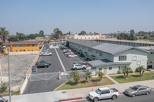 10015 Alondra Blvd Photo 1