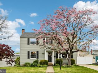 12 Vinsmith Ave, Aston, PA 19014