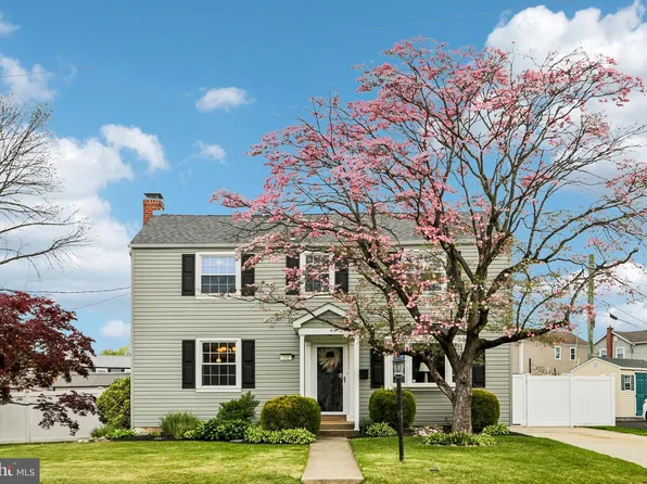 12 Vinsmith Ave, Aston, PA 19014