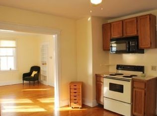 35 Almy St, Newport, RI 02840