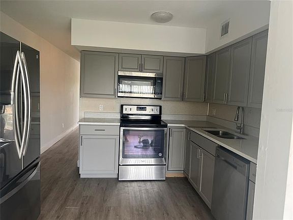 5th image of 2070 World Parkway Blvd APT 50