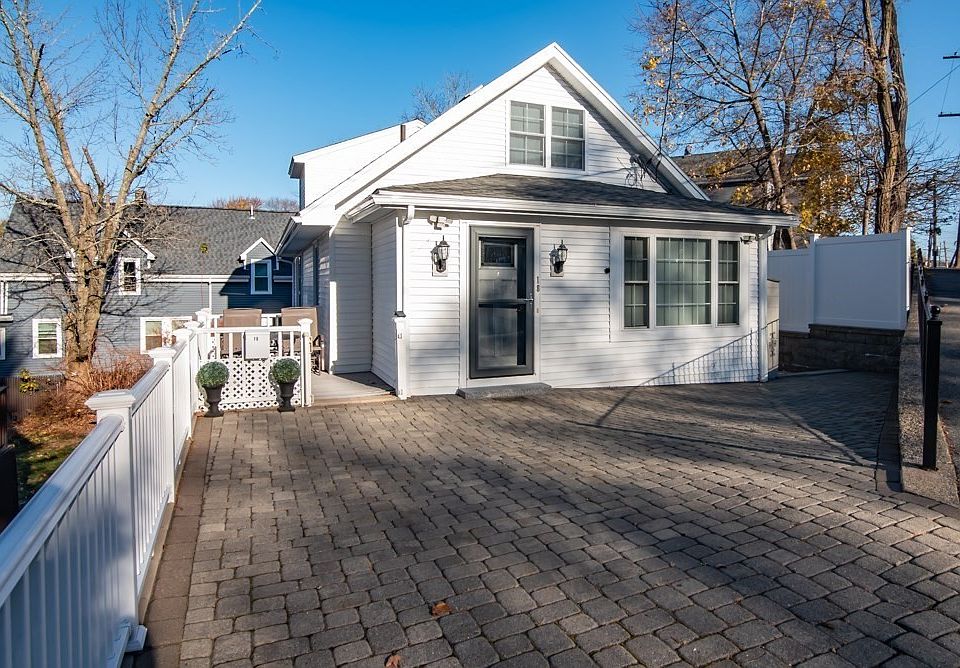 1st image of 16 16/18 Park Ave