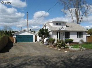 349 S 2nd St, Creswell, OR 97426