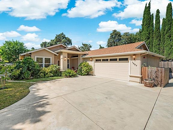 3rd image of 1007 Ohlone Street