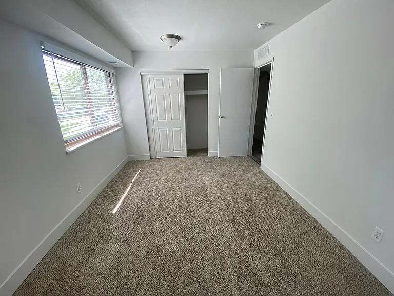 Washington Place Apartments — Photo 6
