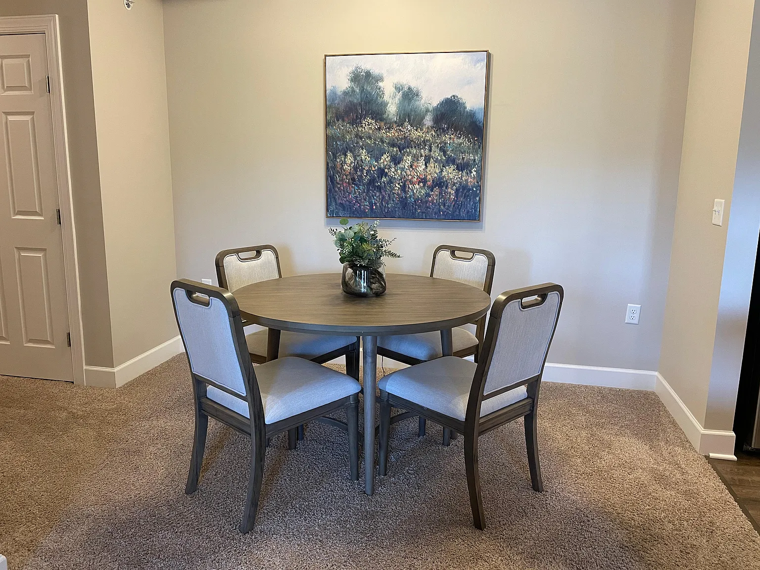 2 bed, $5,370 — Photo 3