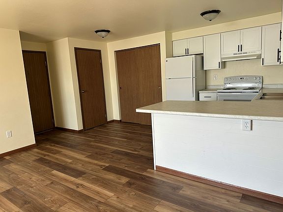 5th image of 2531-2557 W Waukau Ave #90