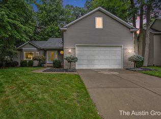 2547 Danton Dr SW, Wyoming, MI 49519