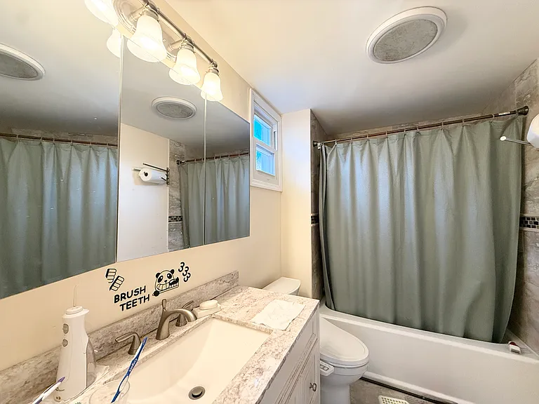 58 Lake St — Photo 7