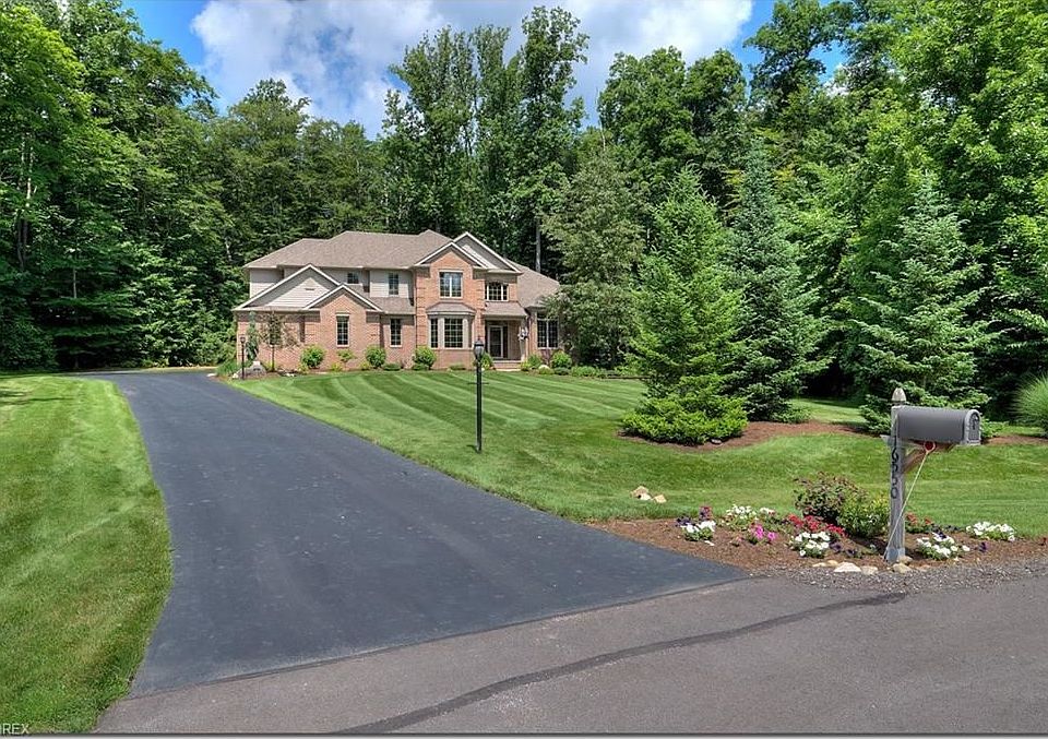 1st image of 16550 Firwood Ln