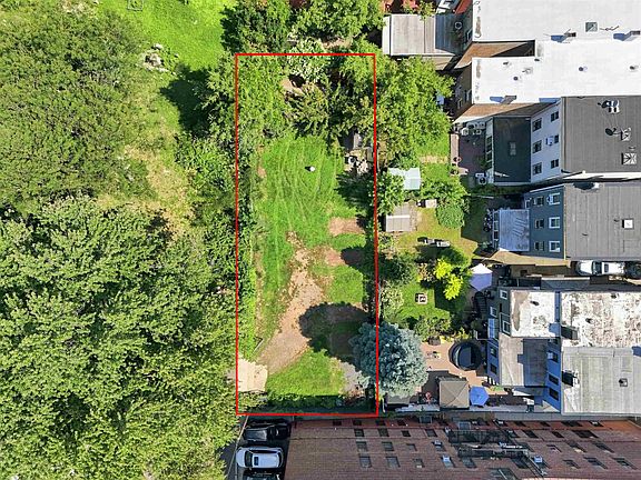 2nd image of 30 De Kalb Ave