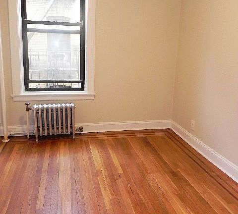 2nd image of 2521 31st Ave APT C41