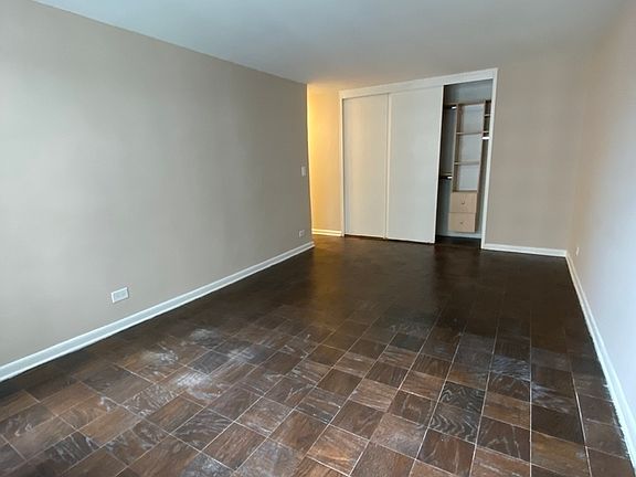 4th image of 305 E 86th St APT 5BW
