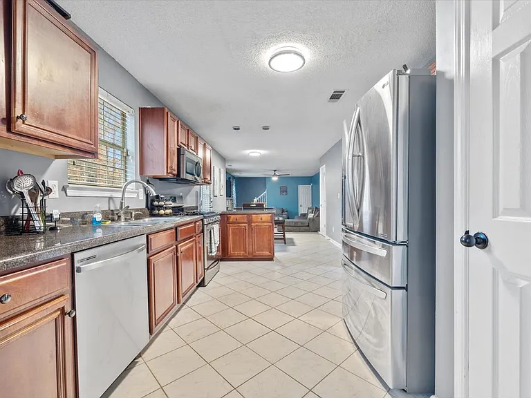 6876 Foxfire Pl — Photo 8