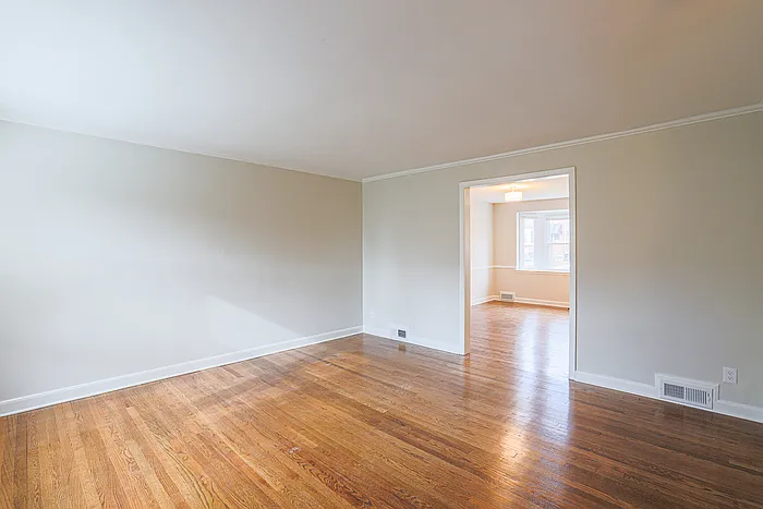 1500 Pentwood Rd — Photo 4