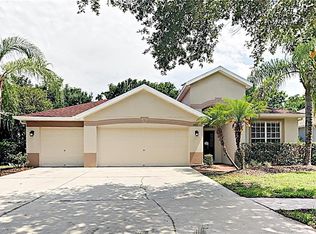 17115 Falconridge Rd, Lithia, FL 33547