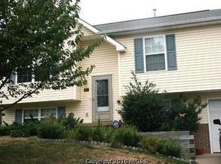 422 Crescent Dr, Winchester, VA 22601