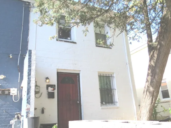 216 56th St NE, Washington, DC 20019