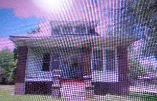 1st image of 213 E Park St
